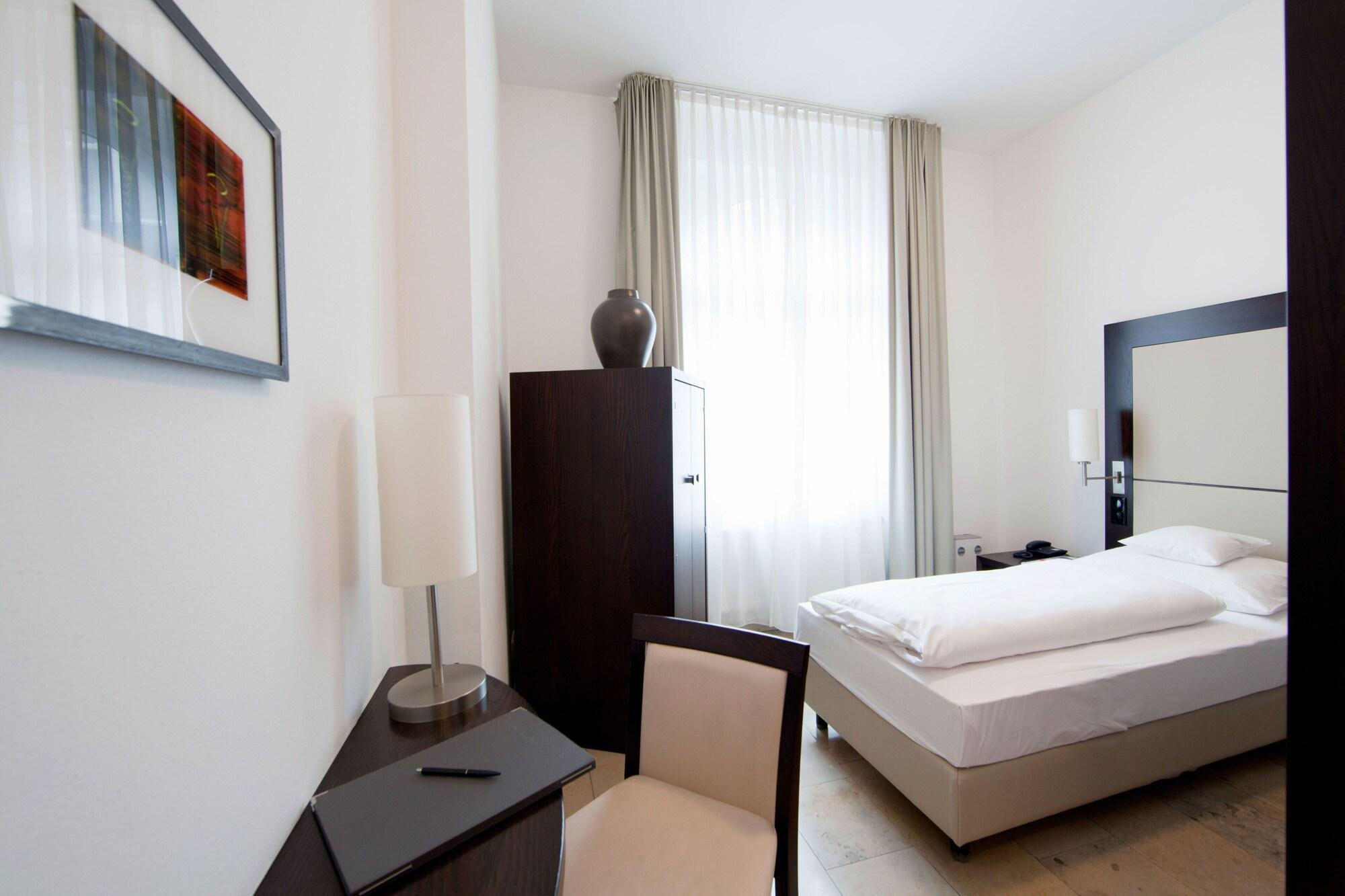Burns Art Hotel Düsseldorf Kültér fotó